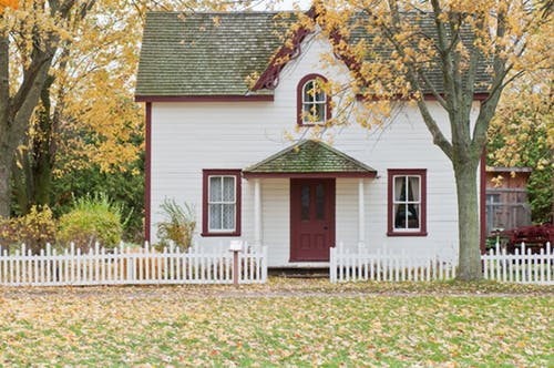 Real Estate Investing Tips for Beginners: Hiring A Property Manager