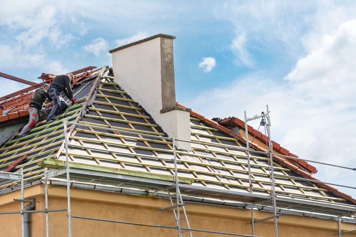 When to Replace Your Roof? Timing Your Installation
